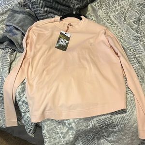 Long sleeved Alaskan Hardgear Sweatshirt. Size Medium.